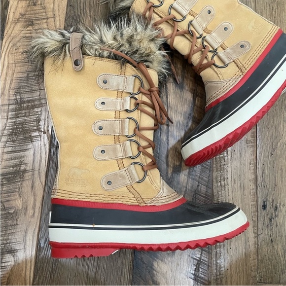 Sorel winter fur boots Wm 6 - Picture 7 of 8